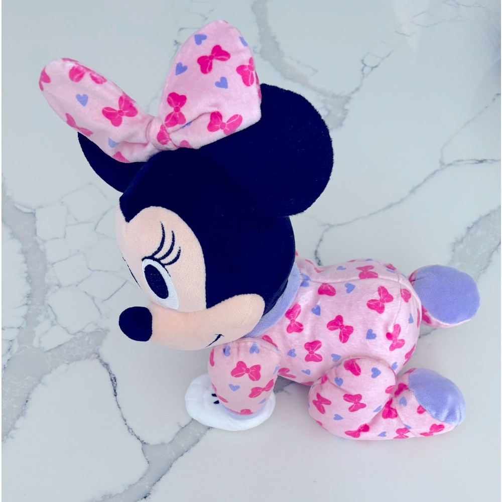Minnie Mouse musical crawling pal